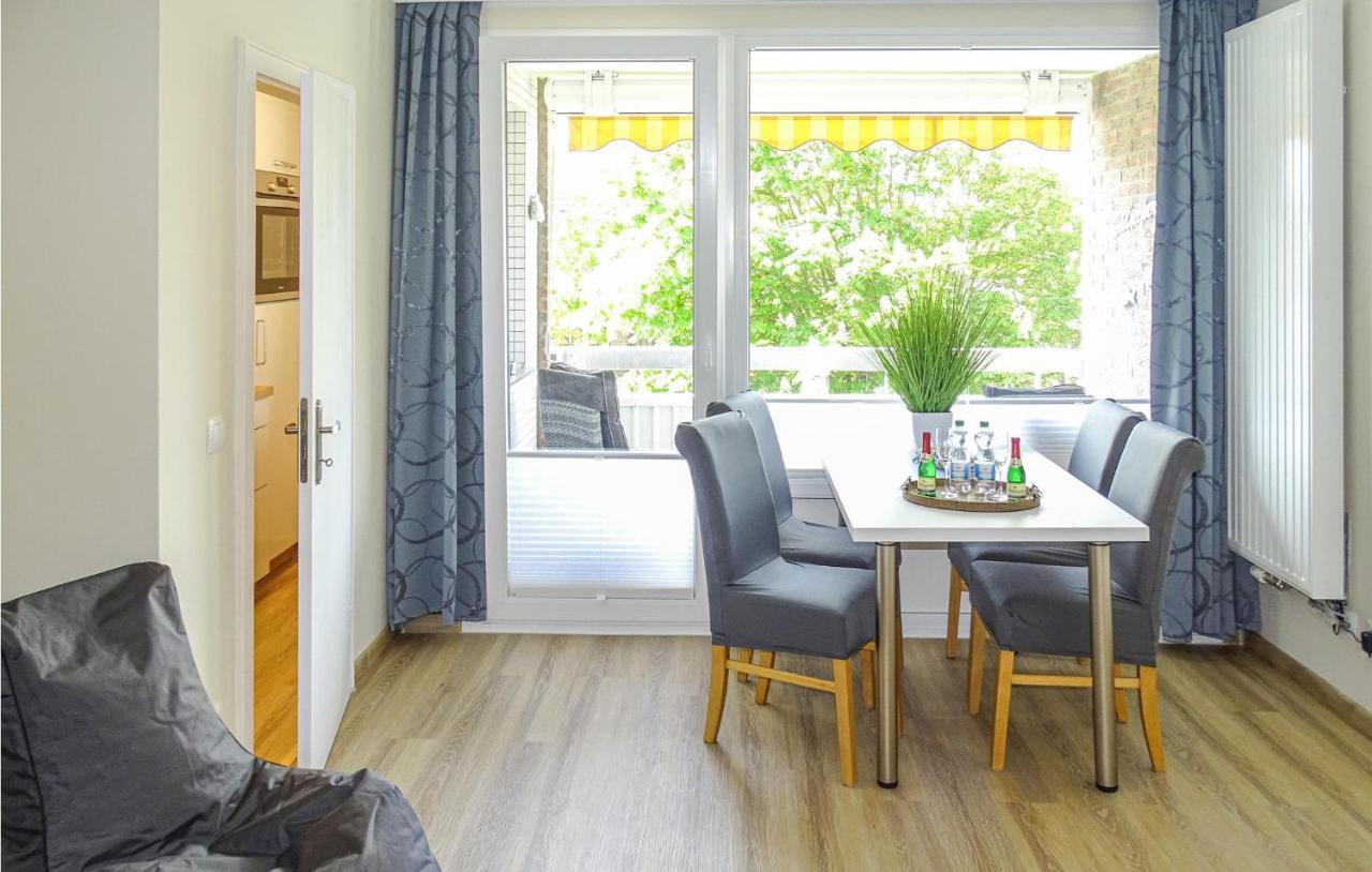 Lovely Apartment In Buesum With Kitchen Екстериор снимка