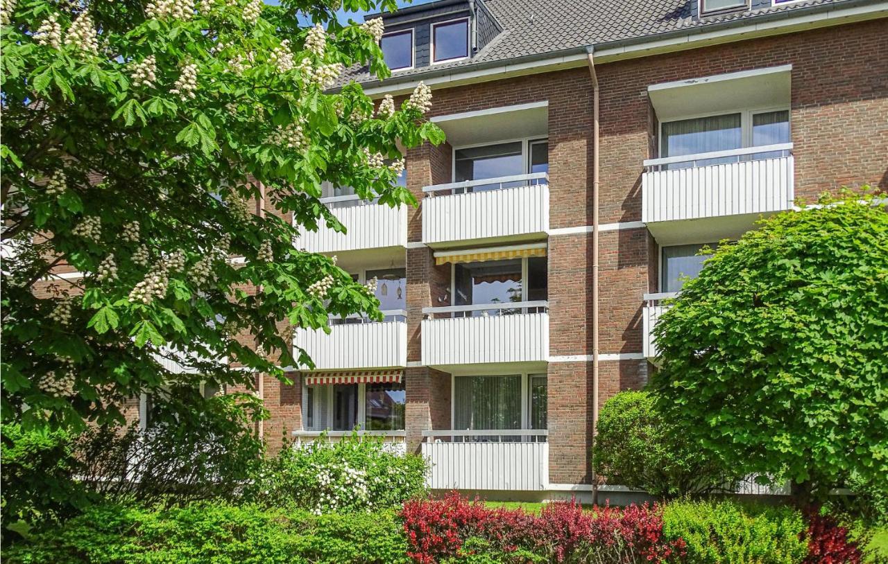 Lovely Apartment In Buesum With Kitchen Екстериор снимка